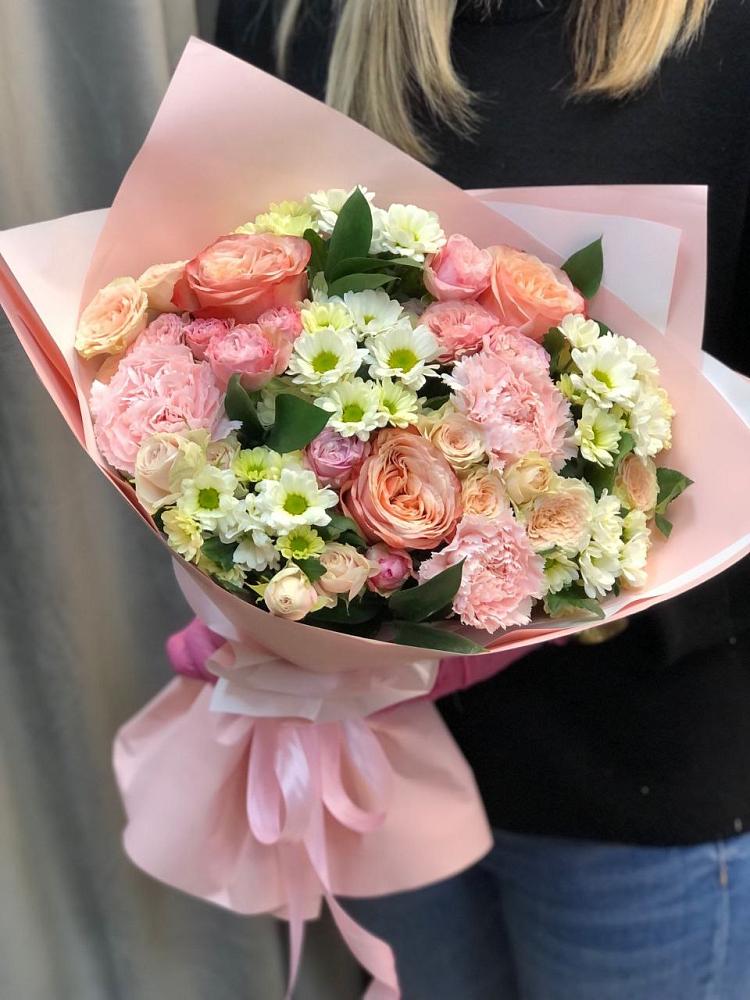 Букет цветов из: Гвоздики, Розы и Хризантемы в Починки