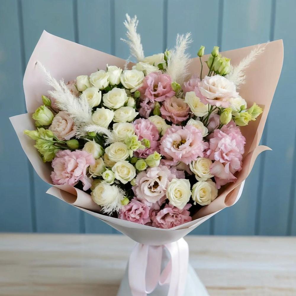 Букет цветов из: Альстромерии и Розы в Починки