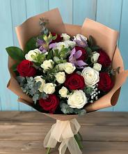 Букет цветов из:  Розы и Альстромерии в Починки