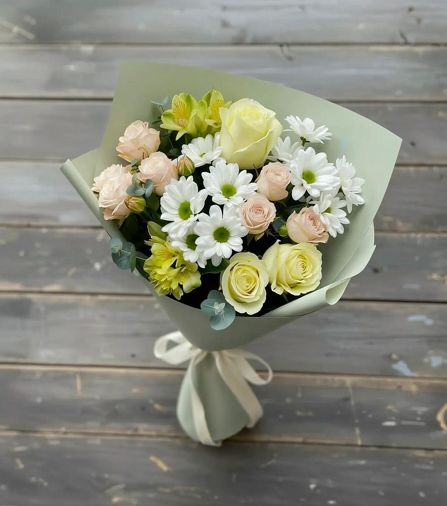 Букет цветов из: Альстромерии, Розы и Хризантемы в Починки