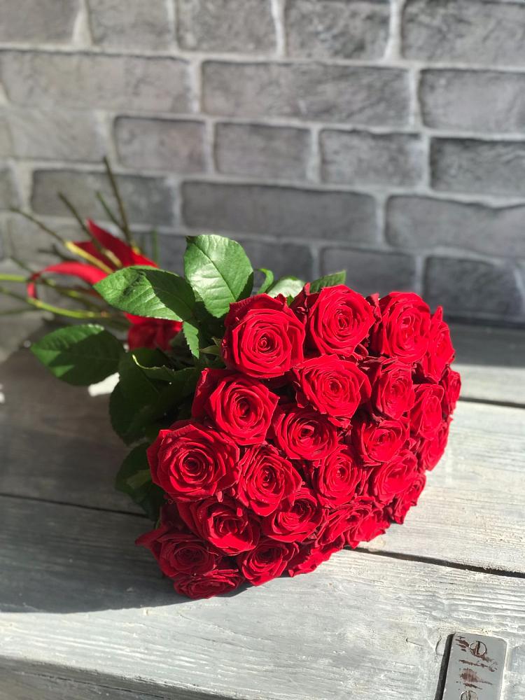 Букет Красные розы Фридом в Починки