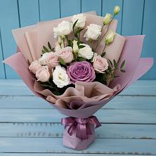 Букет цветов из:  Розы и Лизиантусы в Починки