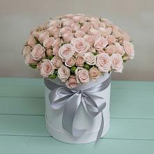 Цветочная композиция из Розы в шляпной коробке в Починки