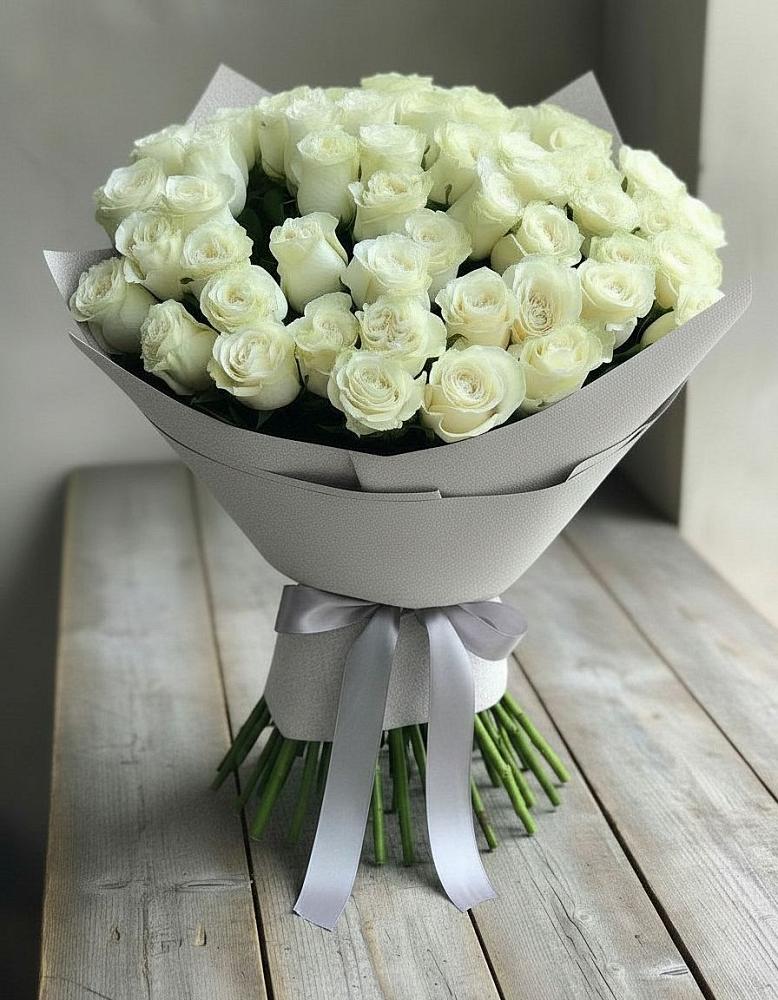 Букет 35 Белых роз в Починки