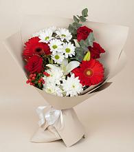 Букет цветов из:  Розы, Хризантемы, Герберы и Лилии в Починки