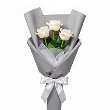 Букет 3 белые розы в Починки