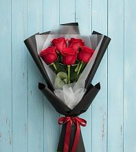 Букет цветов из:  Розы #REPLACE_PRED# Починки