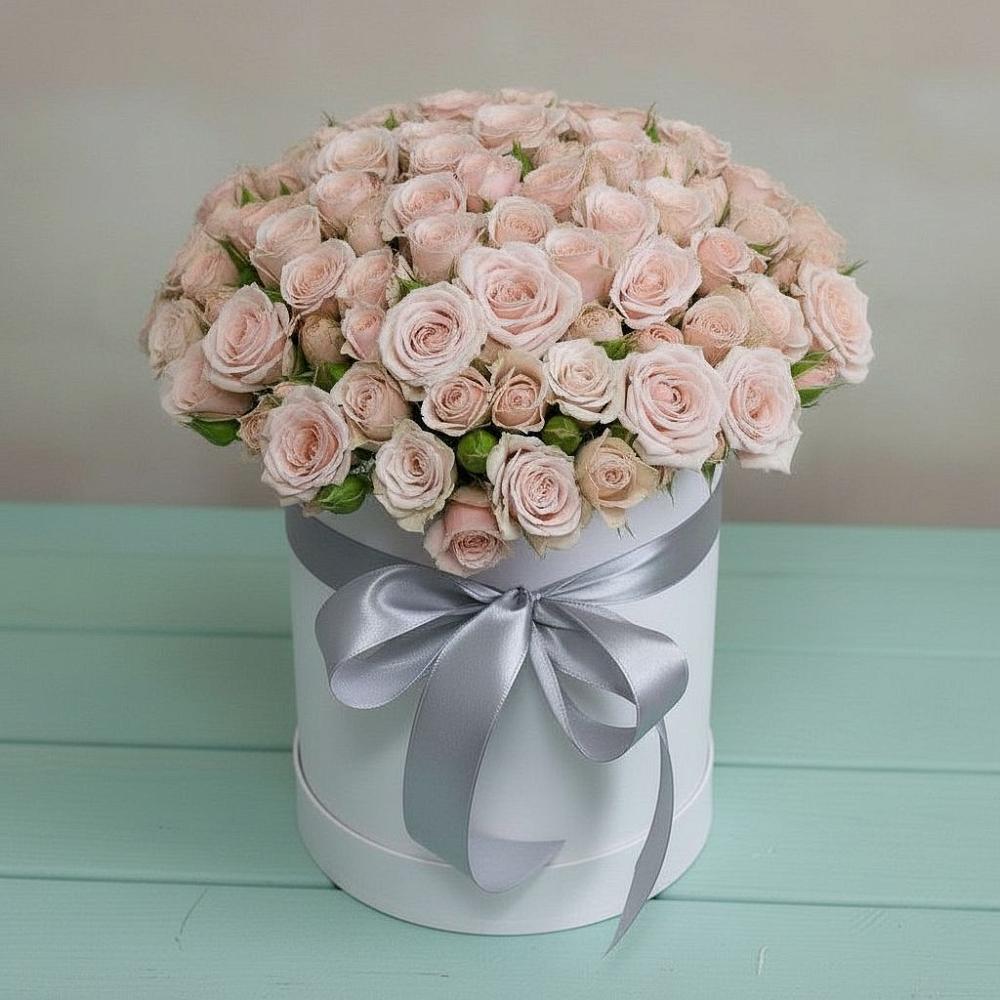 Цветочная композиция из Розы в шляпной коробке в Починки